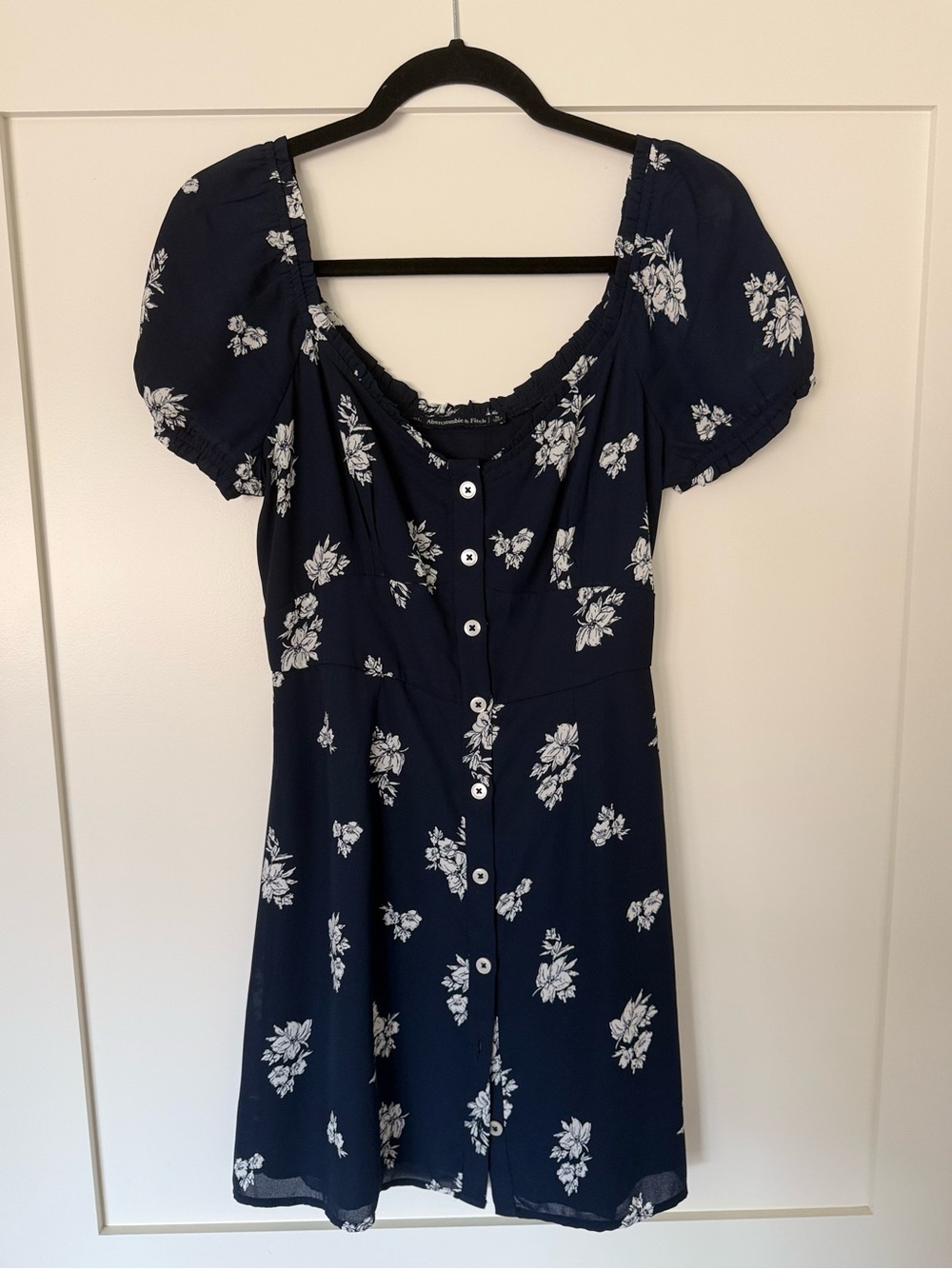 Abercrombie’s & Fitch‎ Navy Floral Button-Front Dress